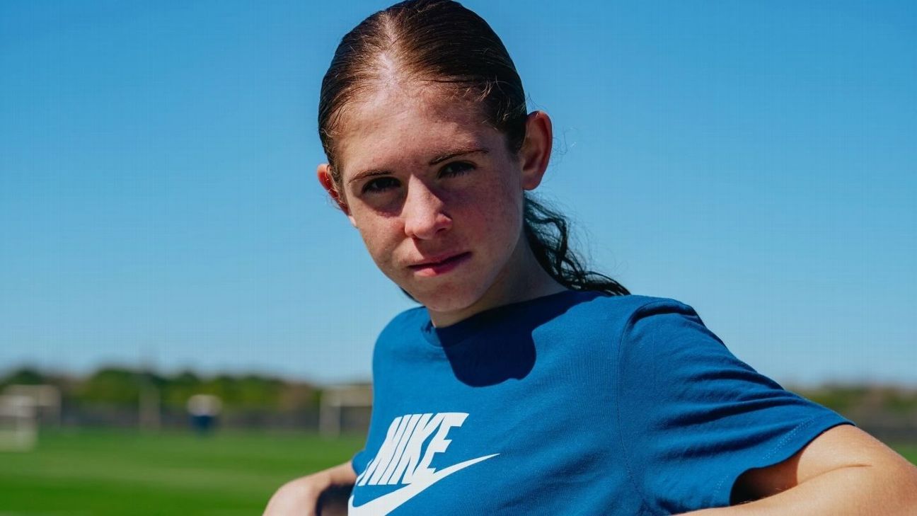 Gotham signs Whitham, 13, youngest ever in NWSL